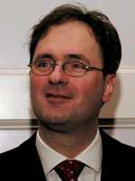 www.hirextra.hu/data/Image/gazdasag/2007/11/08/Kael%20Csaba.jpg